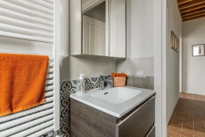 GuestHost - Casa Carlotta - Lovely and Roomy Apartment – Foto’s 3