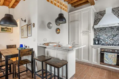 GuestHost - Casa Carlotta - Lovely and Roomy Apartment – Foto’s 4